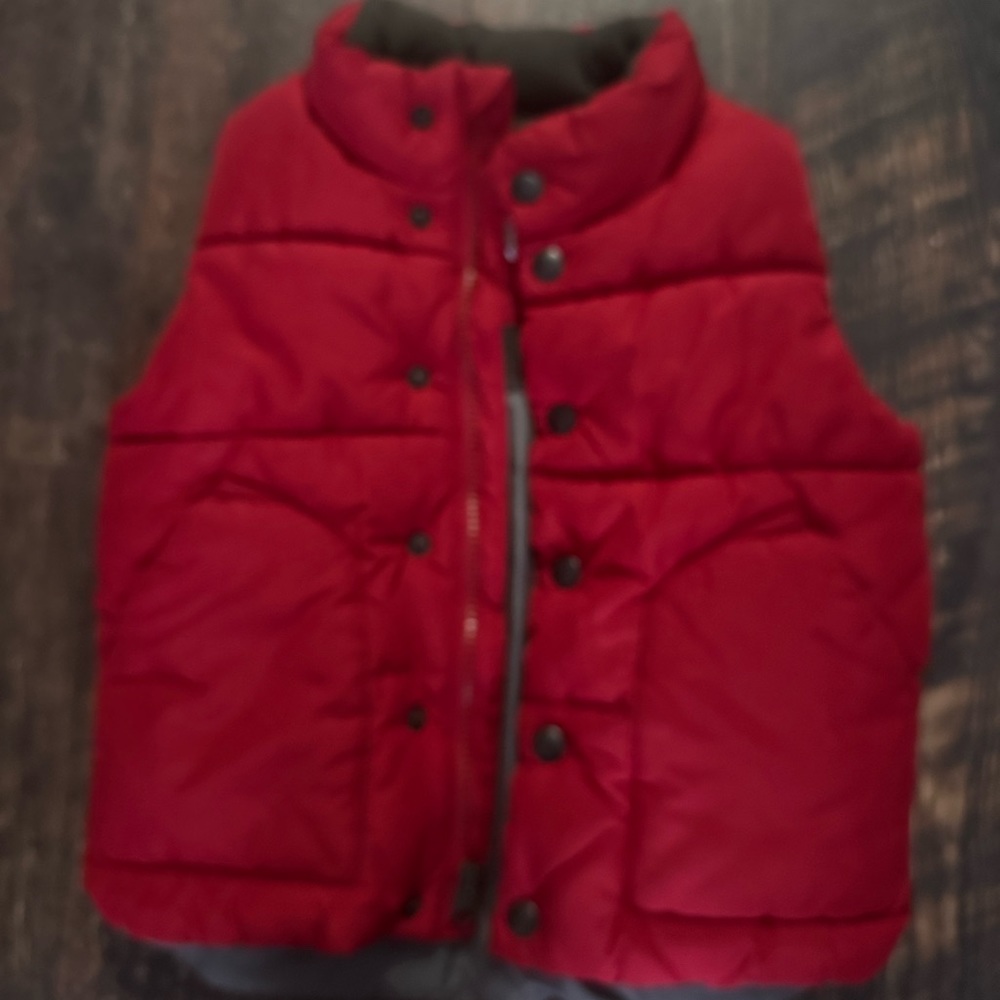 Gap vest